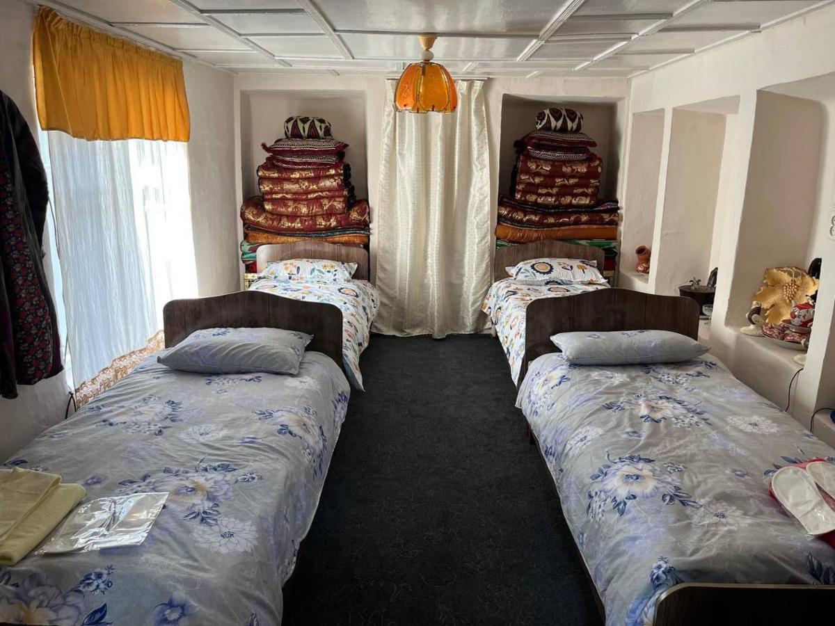 Tasmin Mexr Hostel Samarkand Exterior photo